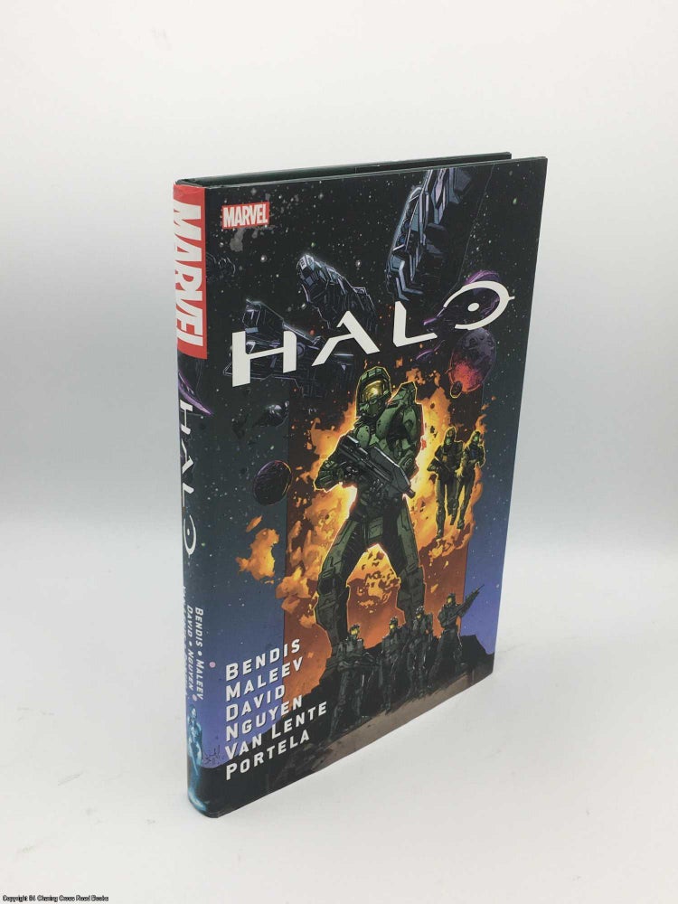 Item #085659 Halo: Oversized Collection. Brian Michael Bendis.