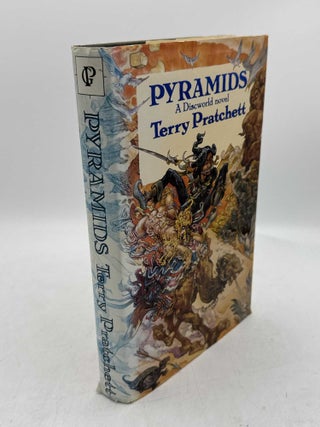 Item #098719 Pyramids. Terry Pratchett