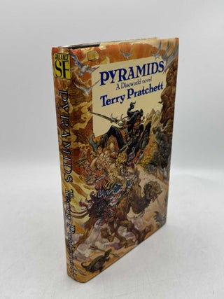 Item #098720 Pyramids. Terry Pratchett